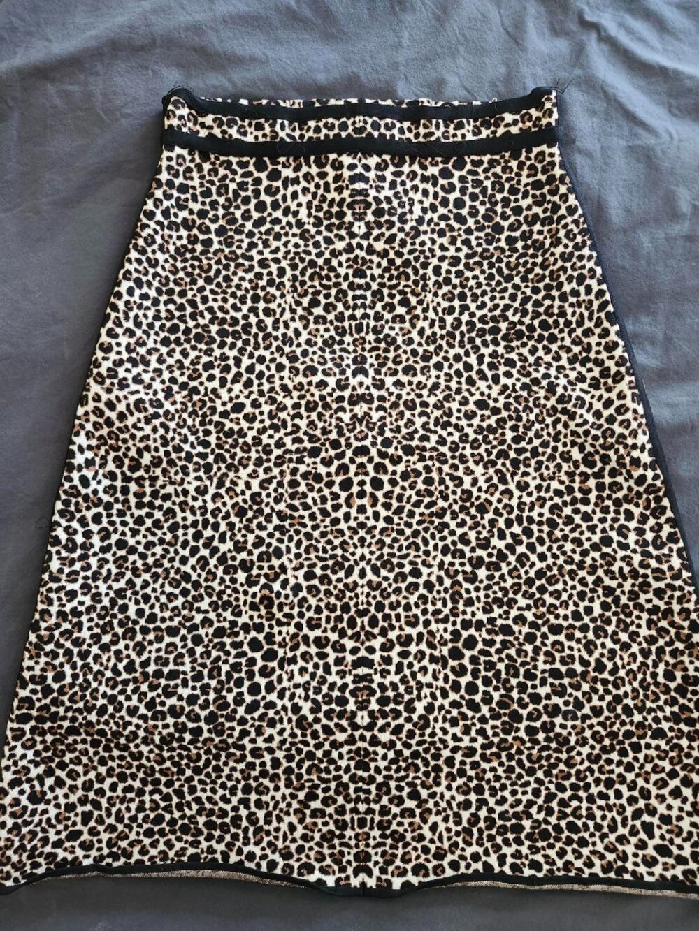Burberry leopard knit skirt
